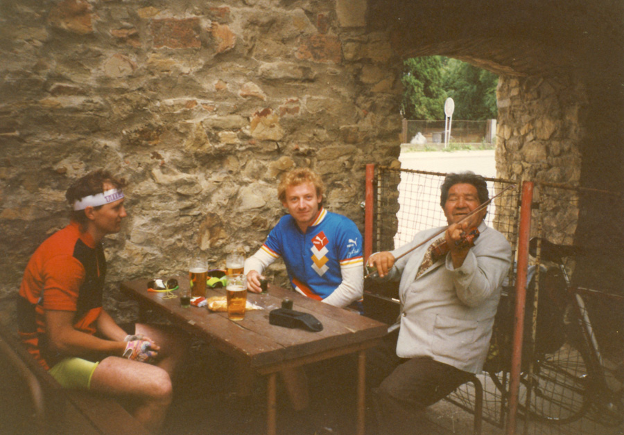 025 Tour de 93